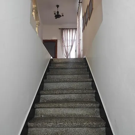 Oda Hostel Tirana